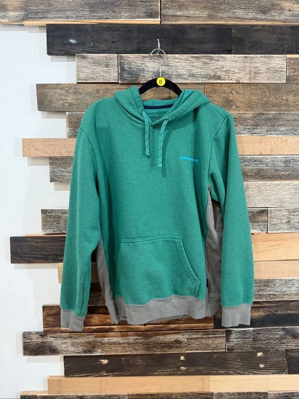Patagonia hoodie sz M